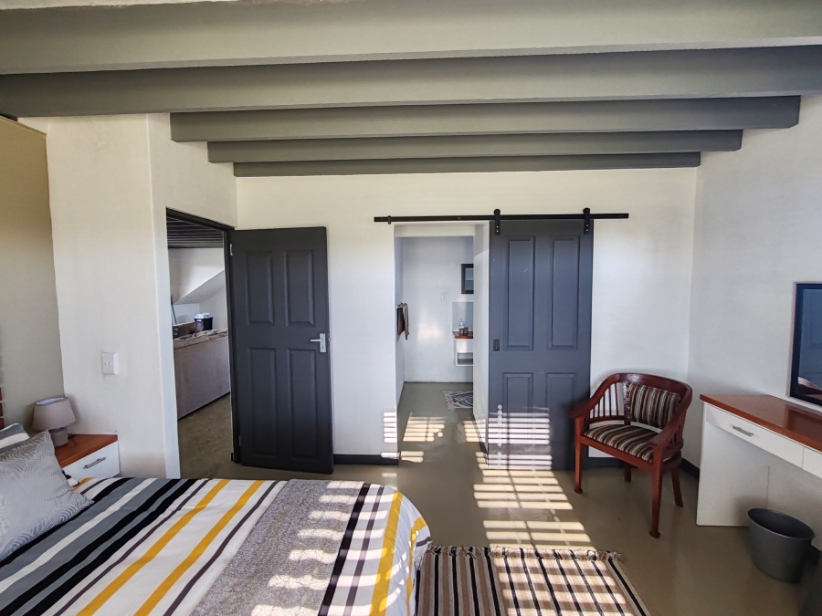 9 Bedroom Property for Sale in Hopefield Western Cape
